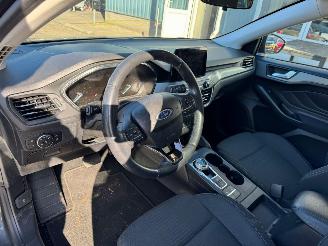 Ford Focus Wagon 1.0 AUTOMAAT EcoBoost Titanium Business picture 12