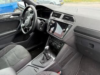 Volkswagen Tiguan 1.5 AUTOMAAT TSI ACT Highline Business R picture 12