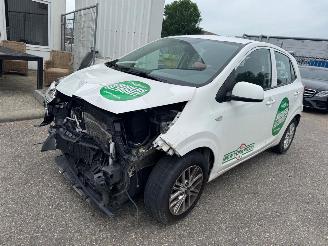 krockskadad bil auto Kia Picanto 1.0 DPi DynamicLine 2024/2