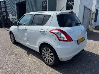 Suzuki Swift 1.2 Exclusive EASSS picture 3