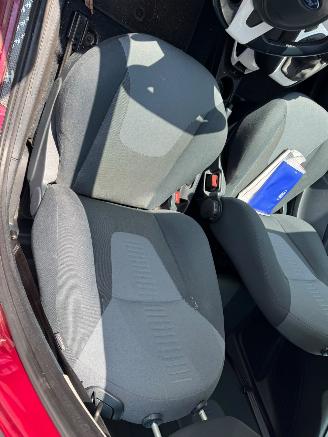 Ford Ka 1.2 Titanium X picture 15