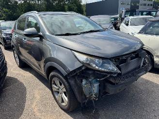 Damaged car Kia Sportage 2.0 AUTOMAAT X-ecutive Plus Pack 2011/6