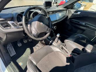 Alfa Romeo Giulietta 2.0 JTDm Distinctive picture 12