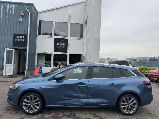 skadebil auto Renault Mégane Estate 1.2 TCe GT-Line 2016/11