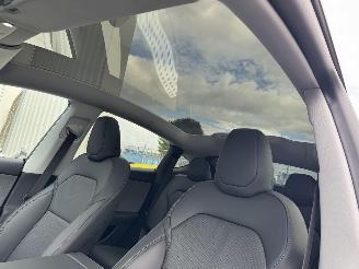 Tesla Model Y RWD 58 kWh picture 14