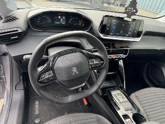 Peugeot 208 EV ActivePack 50 kWh picture 8