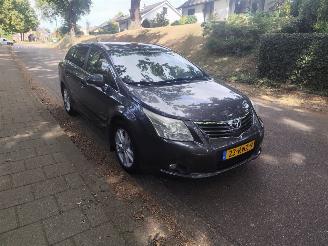 Toyota Avensis AVENSIS AUTOMAAT DEFECT !!! 1.8 BENZINE picture 3