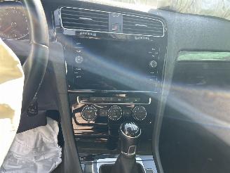 Volkswagen Golf 1.0 TSI TRENDLINE picture 8