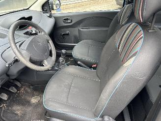 Renault Twingo 1.2 16V ACCES picture 8