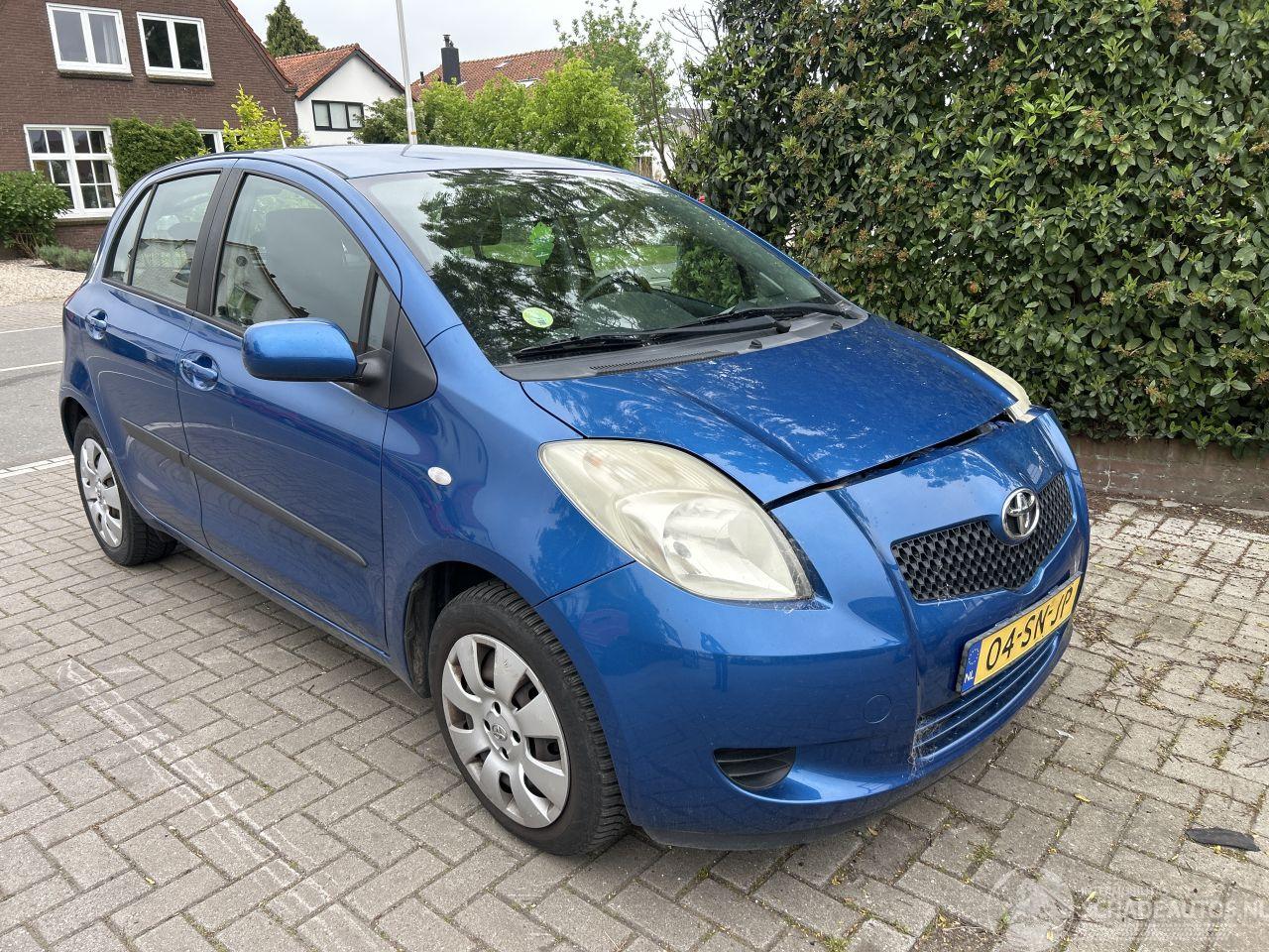 Toyota Yaris 1.3 VVTI SOL