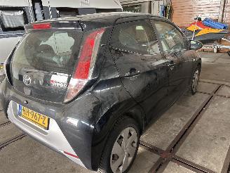 Toyota Aygo 1.0 VVT-I  X-PLAY picture 2