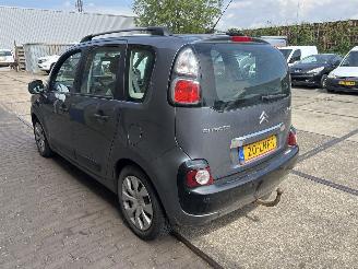 Citroën C3 picasso 1.4 VTI AURA picture 2