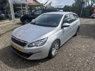 Damaged car Peugeot 308 1.2 e  THP SW 2014/9