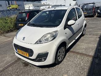Voiture accidenté Peugeot 107 1.0 ACTIVE 2012/4