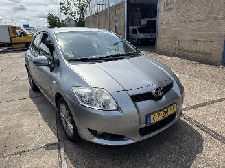 Vaurioauto  passenger cars Toyota Auris 16  16V Dynamic Business 2008/4