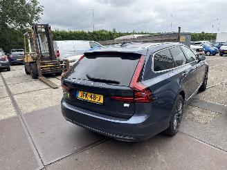 Avarii autoturisme Volvo V-90 2.0 T8 AWD  R-Desing 2021/3