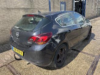 Avarii autoturisme Opel Astra 1.6 TURBO SPORT 2010/2