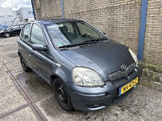 škoda osobní automobily Toyota Yaris 1.3 VVT-I  TERRA 2005/12