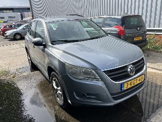 damaged passenger cars Volkswagen Tiguan 1.4 TSI TREND&FUN 4 MOTION 2008/7