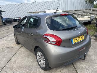 Peugeot 208 1.2  VTI ACTIVE picture 3
