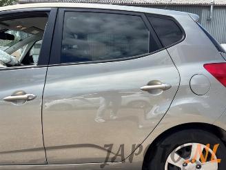 Kia Venga Venga, MPV, 2010 / 2019 1.4 CVVT 16V picture 17