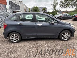 Honda Fr-v FR-V (BE), MPV, 2004 / 2009 2.2 i-CTDi 16V picture 6