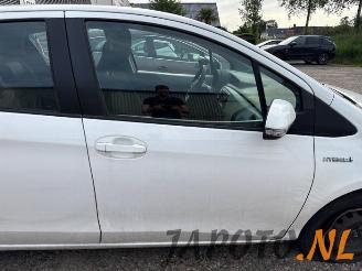 Toyota Yaris Yaris III (P13), Hatchback, 2010 / 2020 1.5 16V Hybrid picture 18