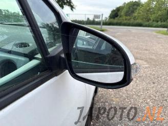 Toyota Yaris Yaris III (P13), Hatchback, 2010 / 2020 1.5 16V Hybrid picture 20