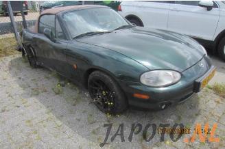 Mazda MX-5 MX-5 (NB18/35/8C), Cabrio, 1998 / 2005 1.8i 16V picture 2