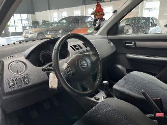 Suzuki Swift 1.3 picture 15