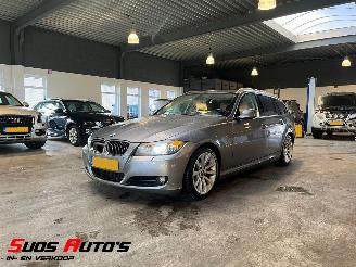 krockskadad bil auto BMW 3-serie 320d Efficient Dynamics Edition NAP! 2011/9
