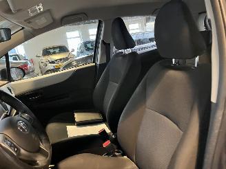 Toyota Yaris 1.5 Full Hybrid NL NAP! picture 15
