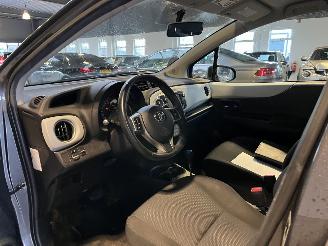 Toyota Yaris 1.5 Full Hybrid NL NAP! picture 13