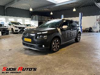krockskadad bil auto Citroën C4 cactus 1.2 PureTech Rip Curl 100.000 NAP! 2016/8