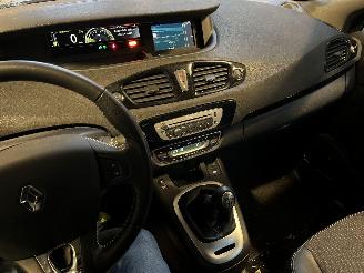 Renault Scenic 1.2 TCe Bose 113.000 NAP! picture 18