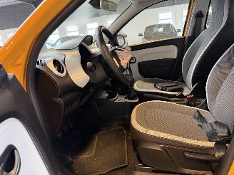 Renault Twingo 1.0 SCe Collection picture 16