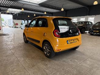 Renault Twingo 1.0 SCe Collection picture 3