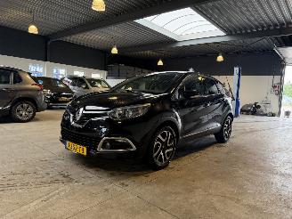 damaged passenger cars Renault Captur 1.2 TCe Dynamique 2014/7