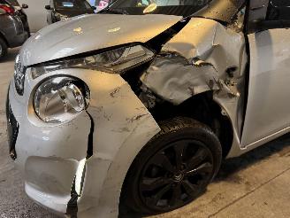 Citroën C1 1.2 PureTech Shine picture 11