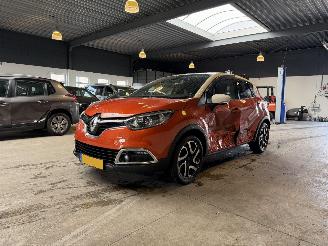 Voiture accidenté Renault Captur 0.9 TCe Dynamique 2013/6