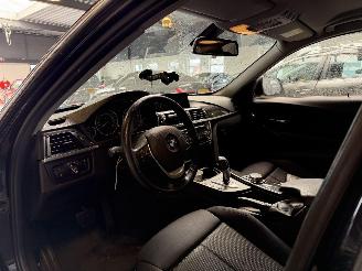 BMW 3-serie 320i Executive picture 15
