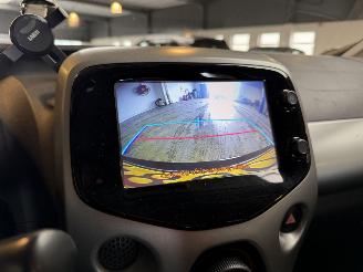 Toyota Aygo 1.0 VVT-i x-play Automaat! picture 28