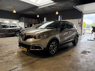 uszkodzony samochody osobowe Renault Captur 0.9 TCe Dynamique 2014/11