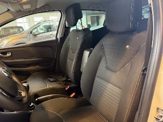 Renault Clio 0.9 TCe Limited picture 17
