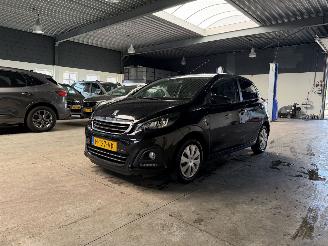 krockskadad bil auto Peugeot 108 1.0 VTi Active NL NAP! 2020/5