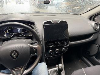 Renault Clio 0.9 TCe Night&Day picture 21