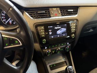 Skoda Octavia 1.2 TSI Greentech Active picture 24
