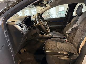 Renault Captur 1.6 E-Tech Plug-in Hybrid 160 Techno picture 15