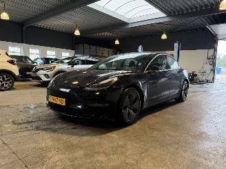 Vaurioauto  passenger cars Tesla Model 3 Long Range Dual Motor AWD 2019/12