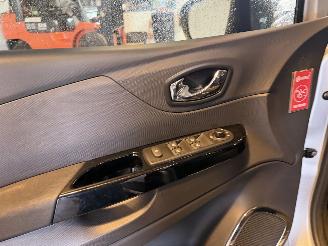 Renault Captur 1.2 TCe 120 EDC picture 20